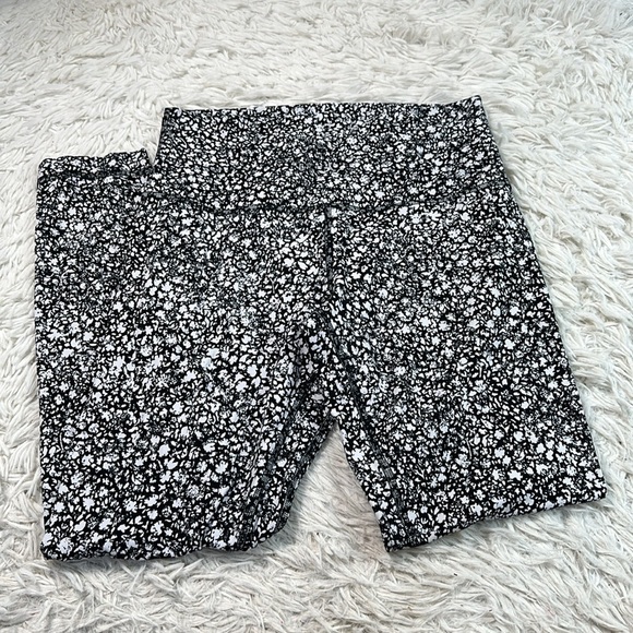 Lululemon Align High-Rise Pant 25" Venture Floral Alpine White Black - Picture 1 of 5